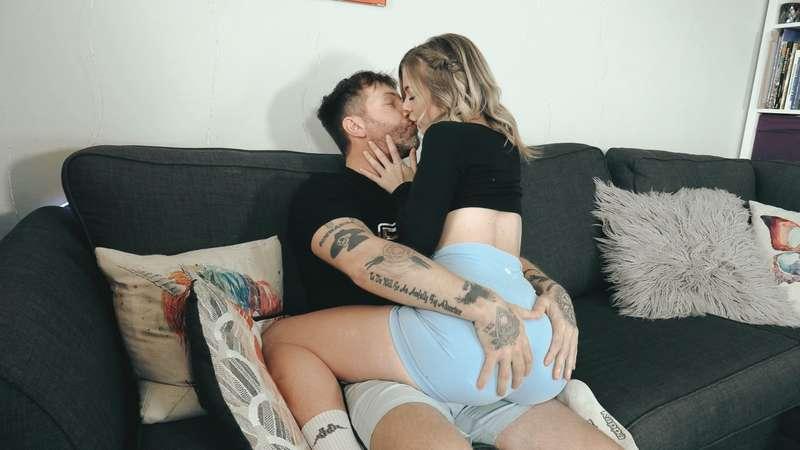 🔥🔥🔥🔥🔥🔥 She is so fucking cute! I can't wait to get my hands on her!!!!! 🔥🔥🔥🔥🔥🔥

@lilbabylouxox

#fyp #reallifecucks #couple #coupleswap #cuckold #hotwife #realcouple #foursome #threesome #spitroast #bigfacials #creampie #cuckquean