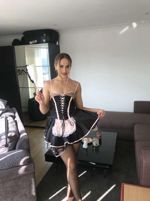 Ehh time for cleaning for me ! Who’s gonna give me a hand wi..