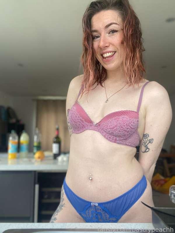 pastrypeachh image #2