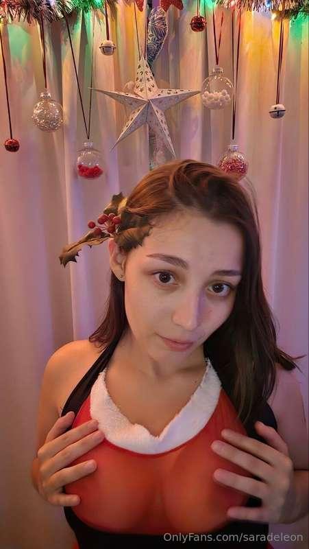 MERRY CHRISTMAS TO ALL!!!!😍😍😍hope you have a great night, if..