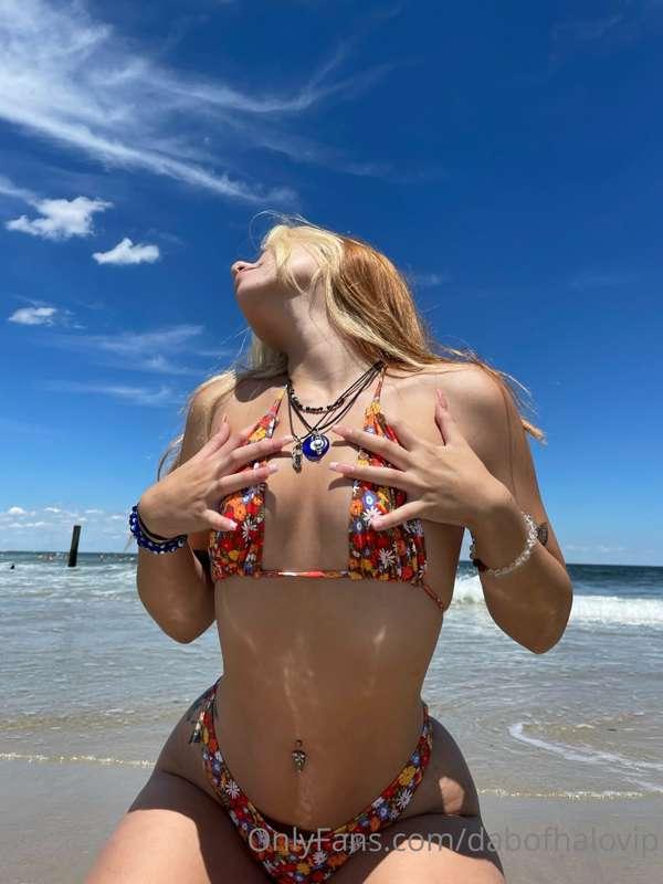 My happy place😇🏖️