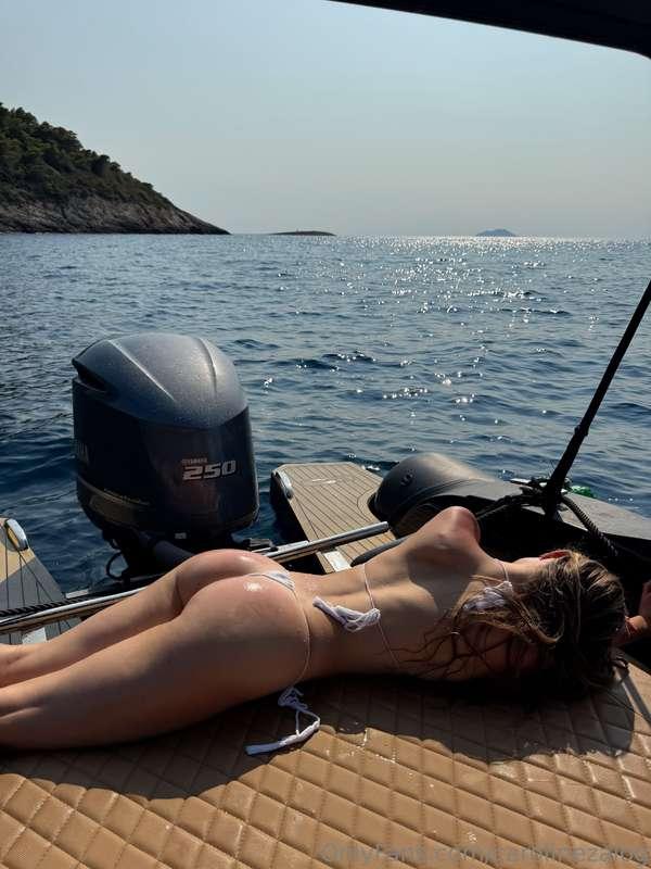 boat day! I rented this whole little boat just for myself, s..