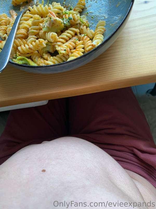 evieexpands image #0