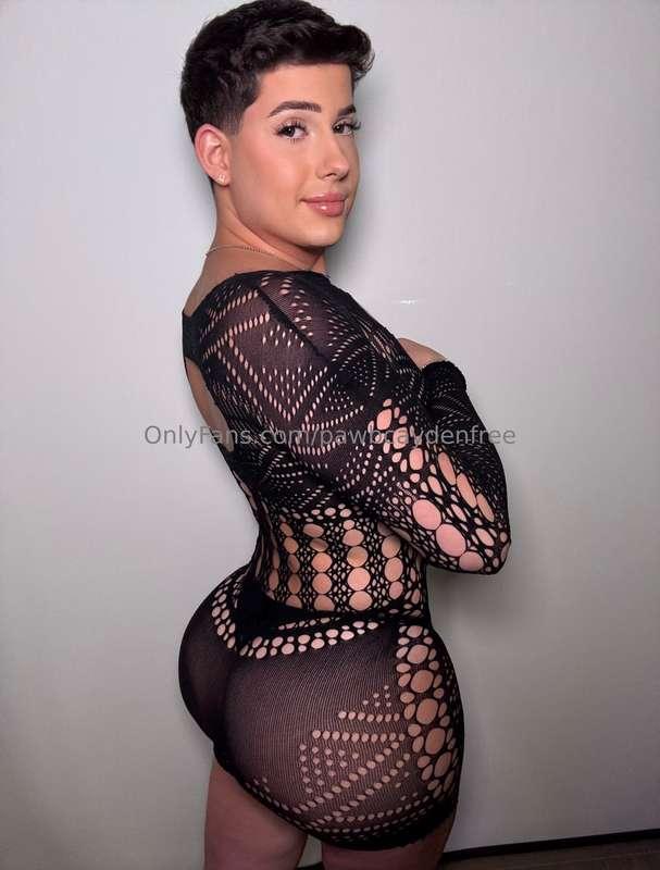 POV lap dance with me 💕Wyd if you saw me working at the stri..