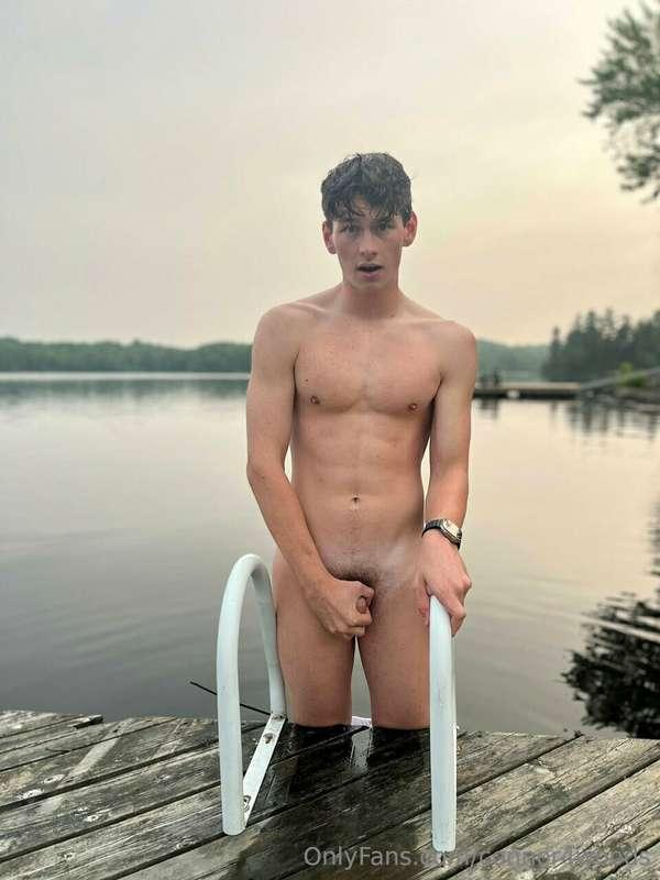 come skinny dipping me