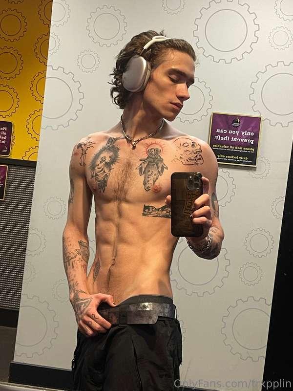 Need a new workout partner, who's down? Or maybe I can work ..