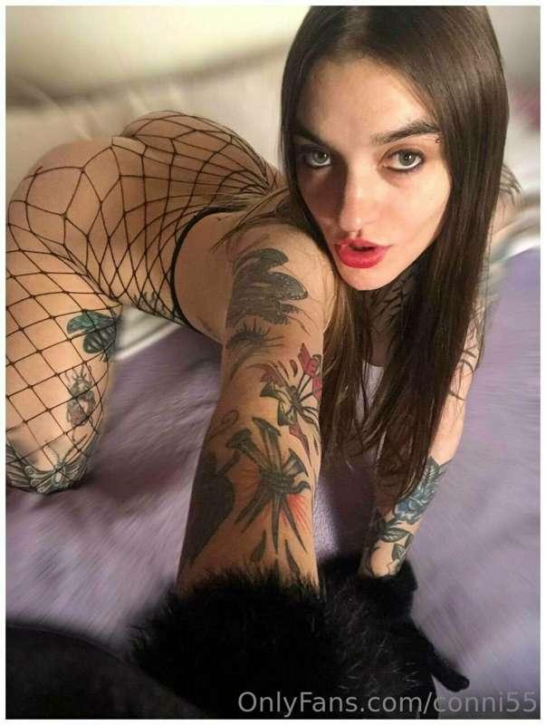 😈 𝐑𝐎𝐗𝐗𝐘 😈@roxxyro 
                                   
ARE Y..