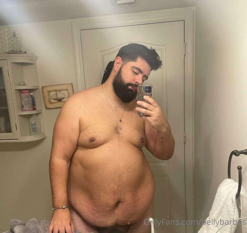 some unedited, raw, mirror selfies. 🐷