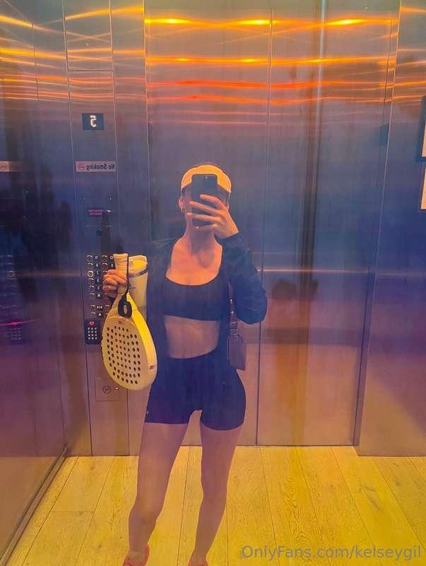 📸