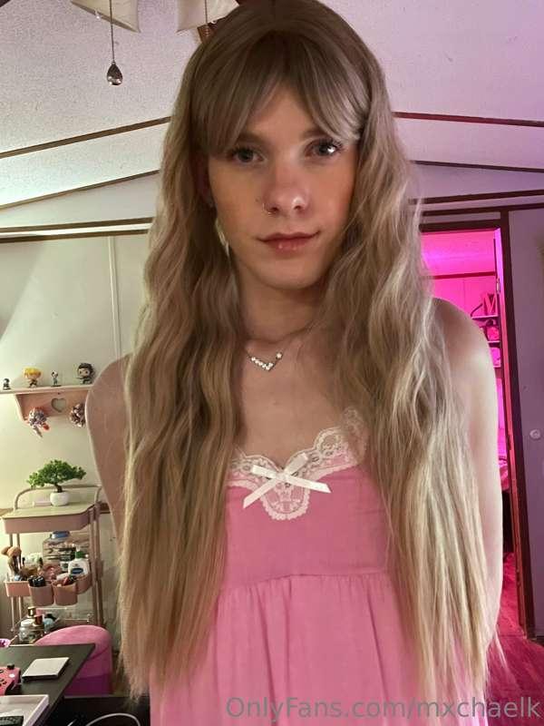 i got two new wigs! i’ll show off the second one more tomorr..