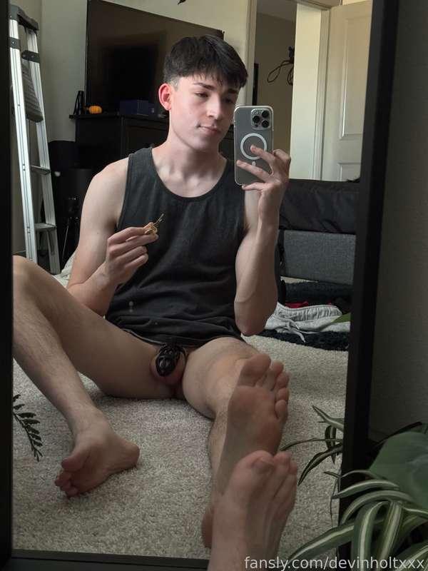 devinholtxxx image #0