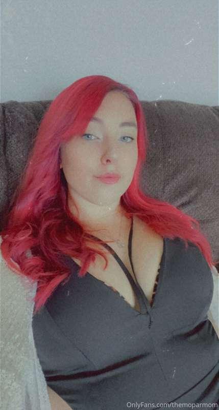 Happy weekend loves!  Get your requests in now 💋