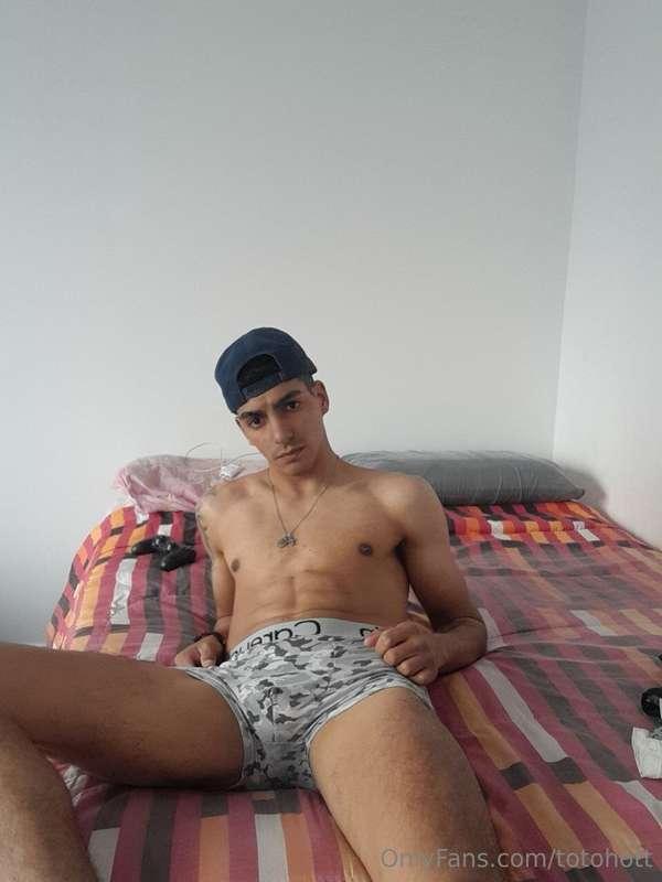 Follow my friend @alandios 😈😈 𝙩𝙝𝙚 𝙨𝙚𝙭𝙮𝙚𝙨𝙩 𝙗𝙞𝙨𝙚𝙭𝙪𝙖𝙡 man 🔥DON'..