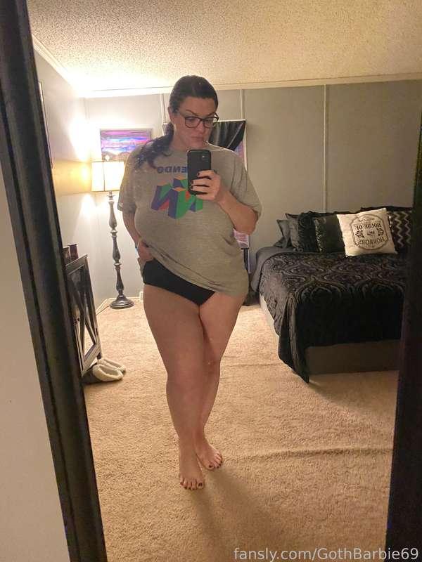 First post of the new year! Good morning loves 💋💋 #goodmorning #panties #mirror #thickthighs #thick #thighs #bbw #pawg #horny #goth #milf #gamer #gamergirl #alt #altgirl #bigboobs #bigtits #naturalboobs #curvy #mommy #piss #pee #fetish #feet #footfetish #kink #custom #fyp