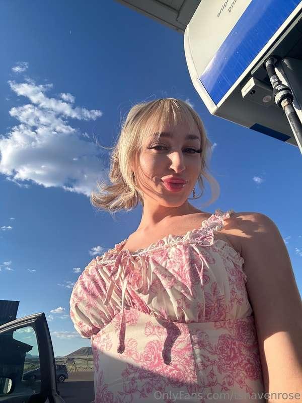 In the mood to spoil you 💖 Turn on your renew and let me kno..