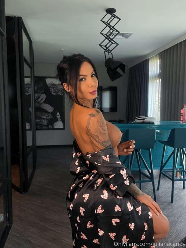 julianacandy main image