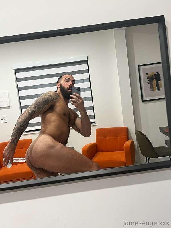 have you ever seen a more fuckable ass?
