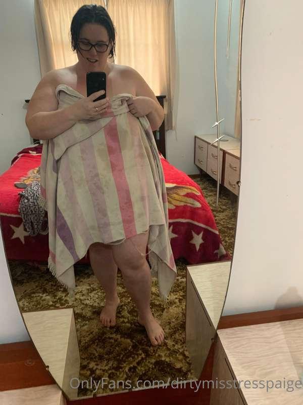 Lol my favourite towel is in tatters, I’d love a new couple ..