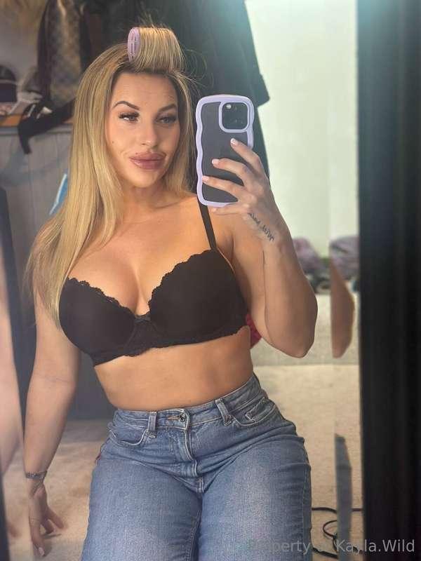 Should I go out like this...? 😈