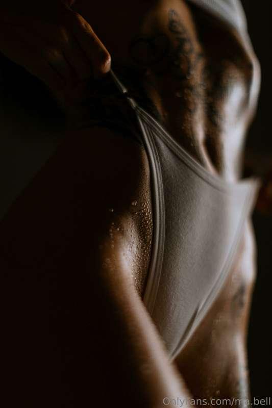 💦