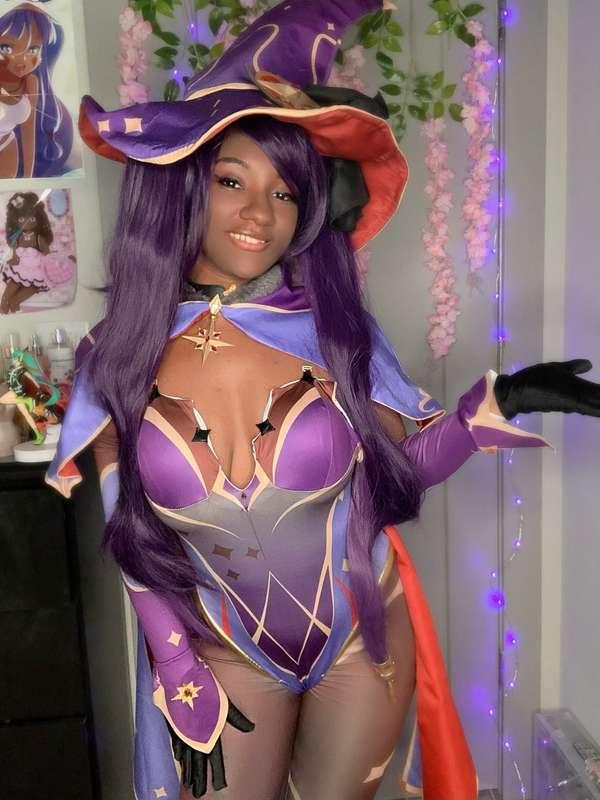 ✨ Mona ✨ only a few lewds in this one because it’s a really ..