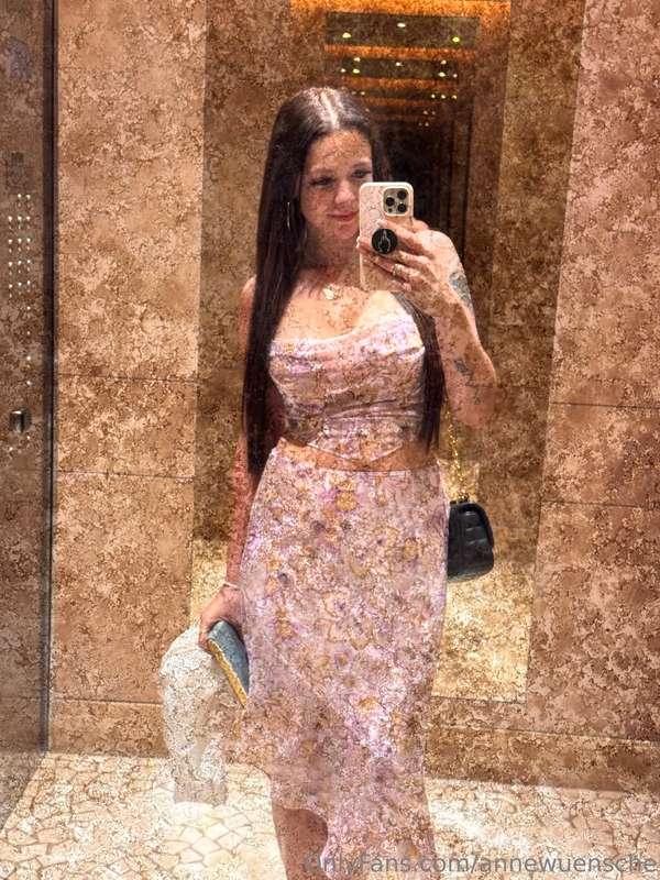 Mein Outfit von gestern Abend 🤗 Heute geht’s wieder zurück n..