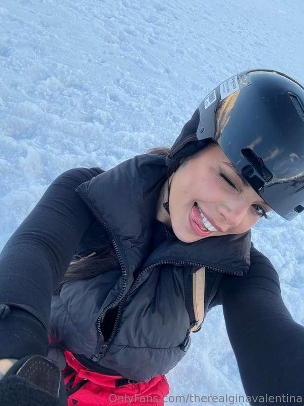 Quick ski trip in niseko 😭❄️