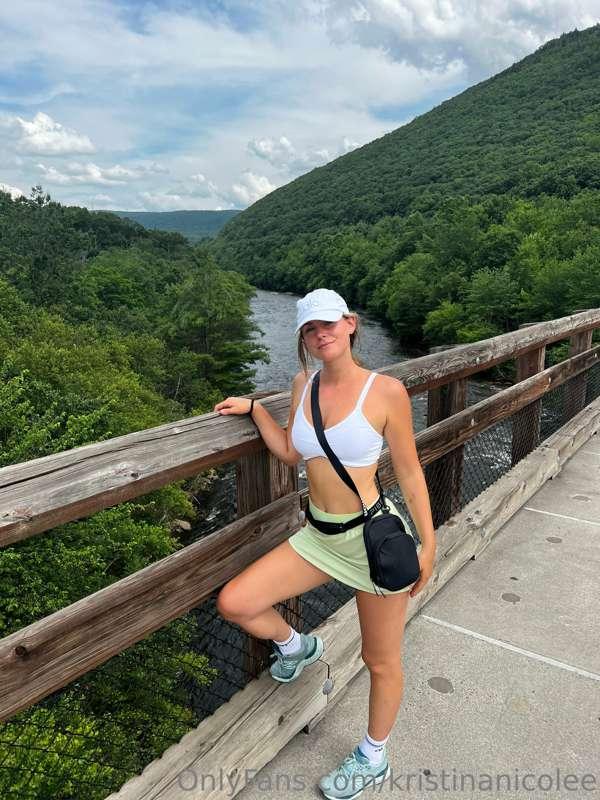 nature girly 🍃🌿🌞