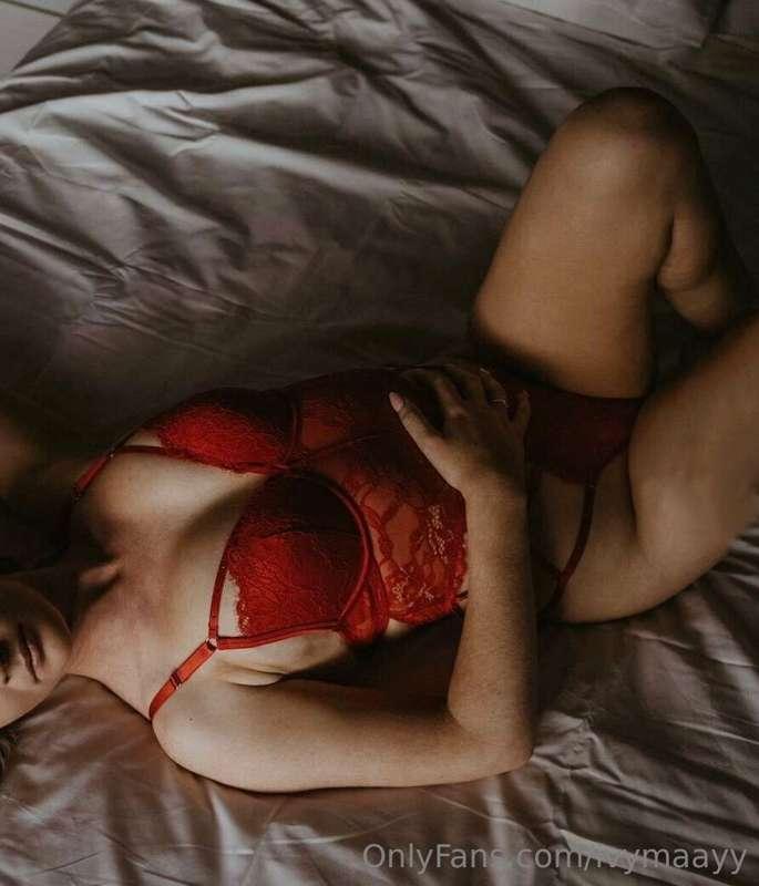 What would you do if you came home to find me like this 🥵