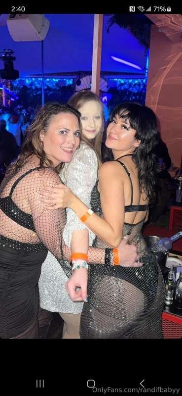 Happy 2024 from me and my babies @emgaudy3 @badviolets