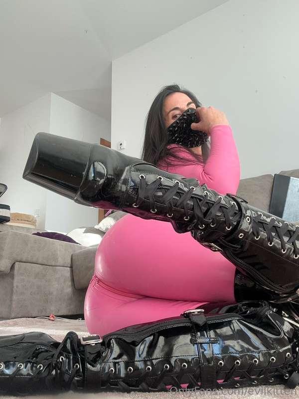 Lacing up my thigh-high boots, knowing you’d do anything jus..