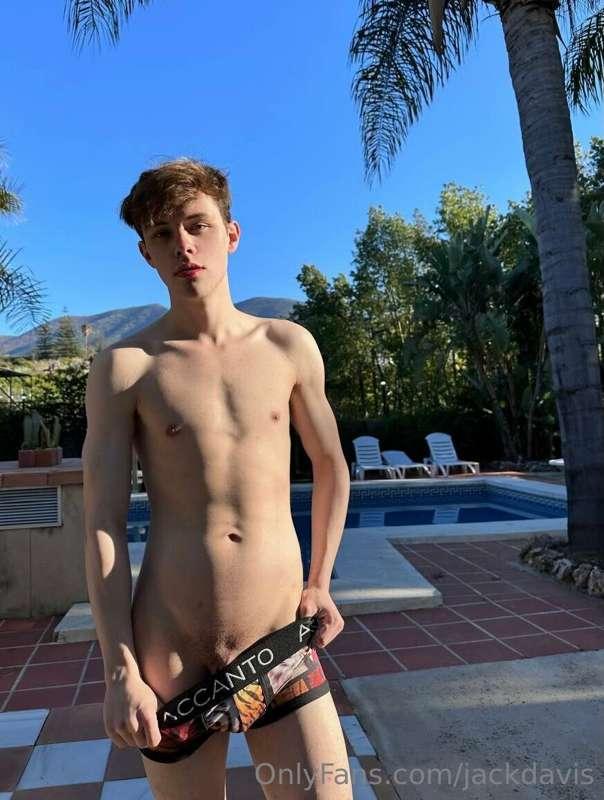 Tease me 😈