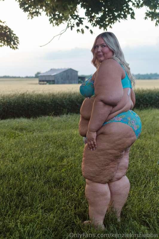 kenziekinziebbw image #13