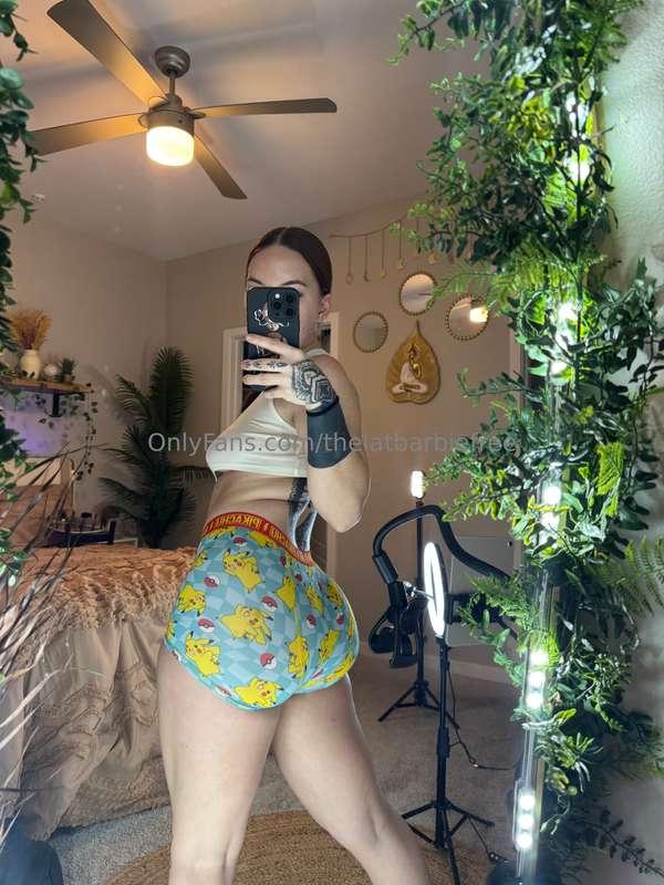 2 HR SOLO LIVE-Dildo fucking-Doggy dildo fucking-Ass clappin..