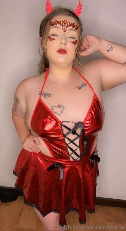 #AD

Cum get naughty with me! 😈

**NO PPV ON VIP**

@alanaac..
