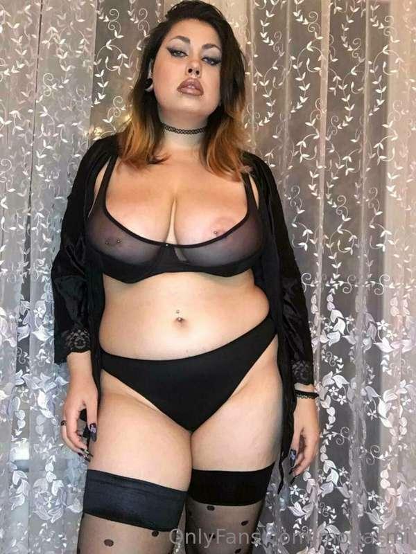 Let's make your fantasies cum true!!! DM me for more adventu..