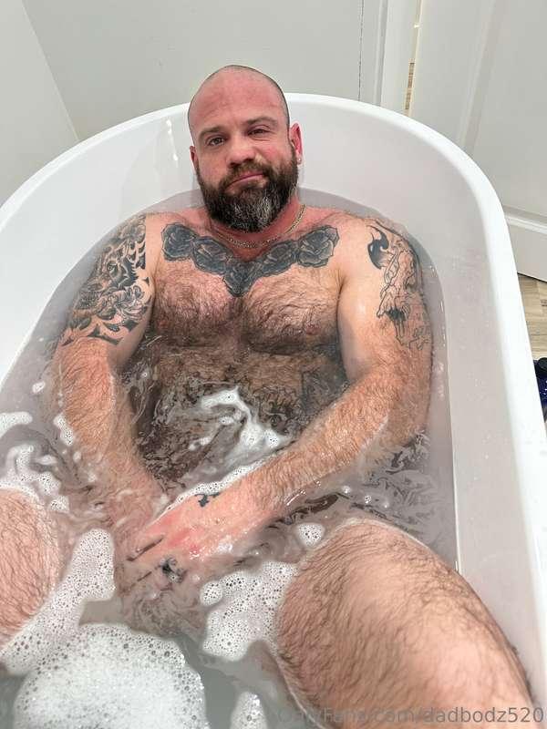 Maybe i’ll move my hands 😈