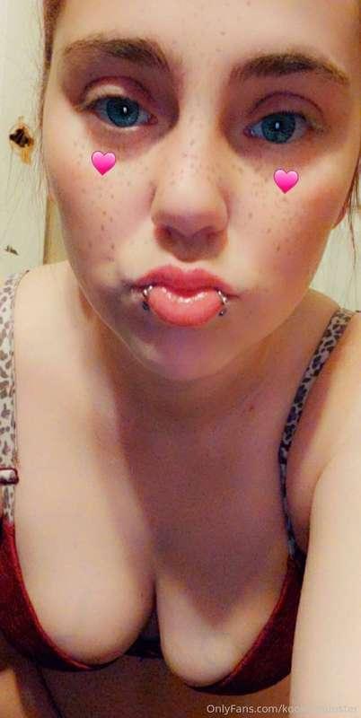 😘