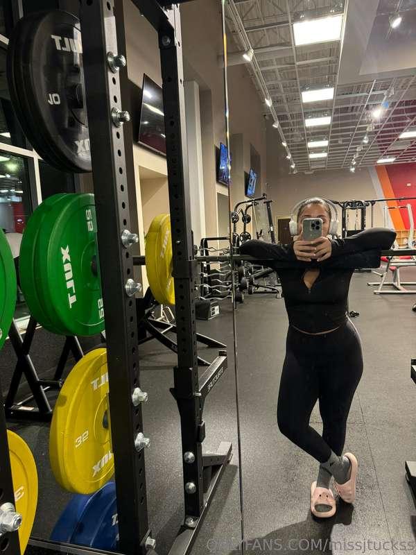 missjtuckss image #7