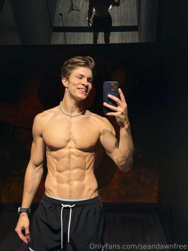Just finished the gym who’s online?