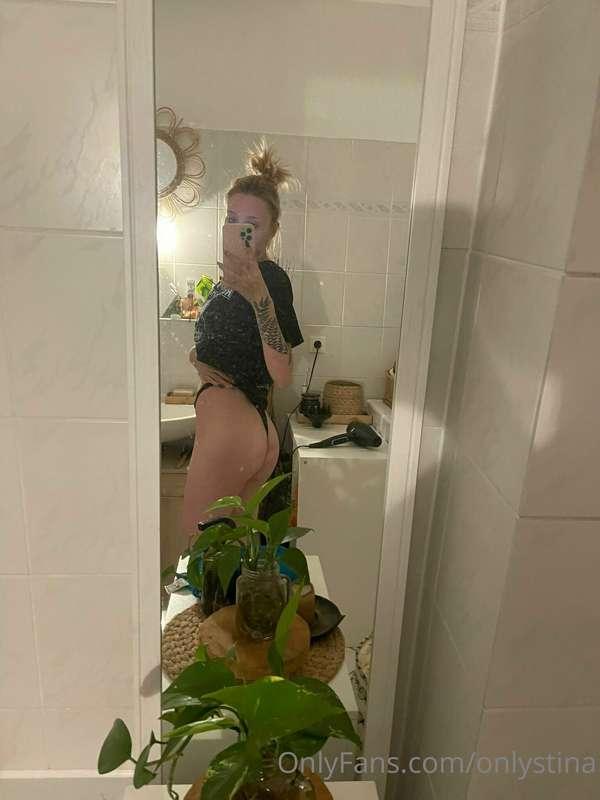 slap my small ass