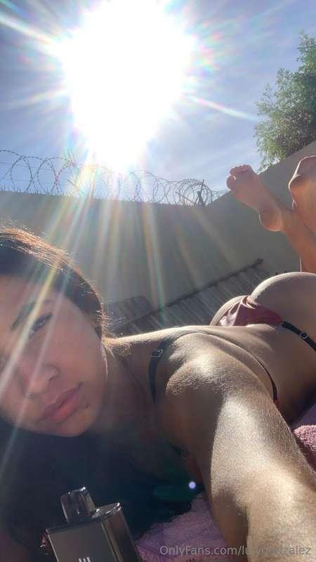 How does red look on me? 👉🏻👈🏻🙂‍↕️