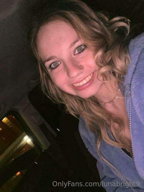 A little through back to before I got my braces back on. Wou..