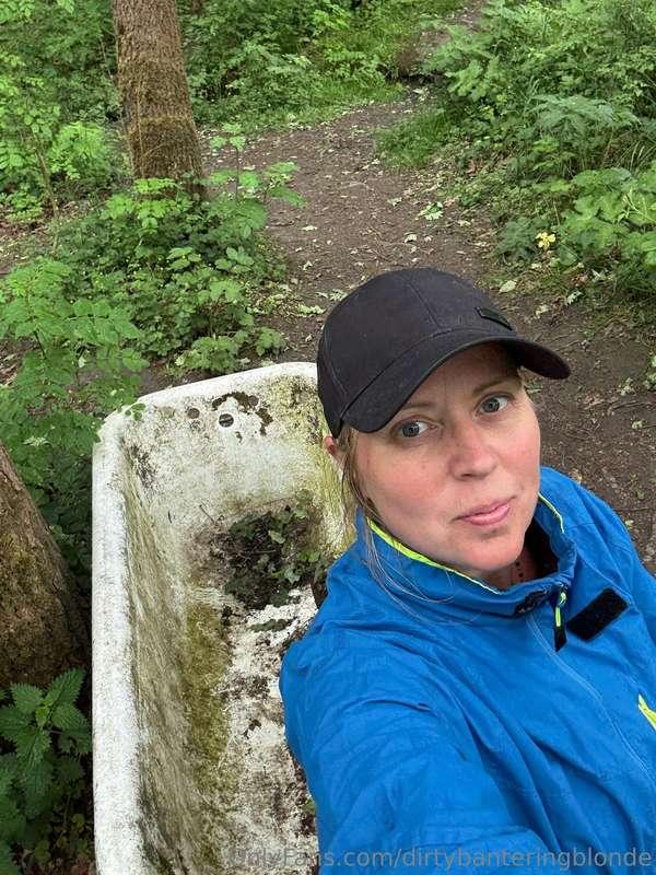 How much do you think I could make in this bath outside 🤣