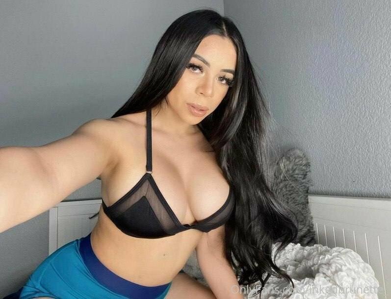 She’s the nastiest slut on only fans and loves to get fucked..