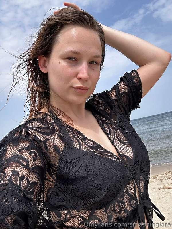 by the water again, and you like to swim as much as I do?💕