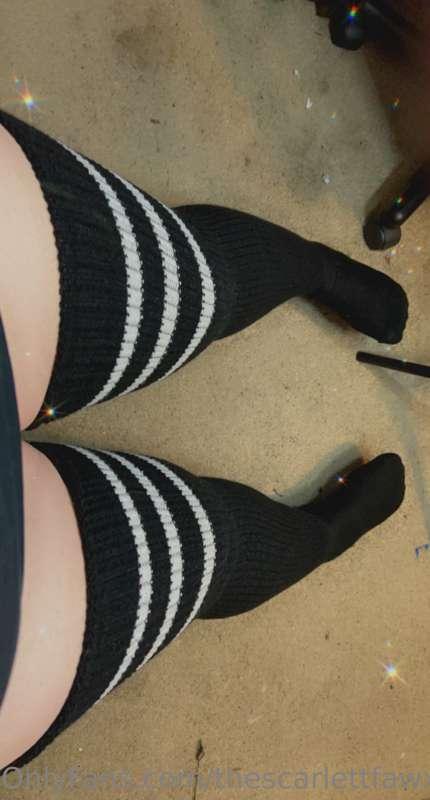 Thigh high socks and lacy underwear 😊 I think these pics cam..