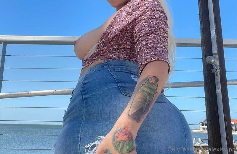 Kiss my butt🤗