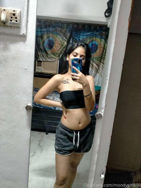 Look in the mirror what you see🤭 all the favourite parts of ..