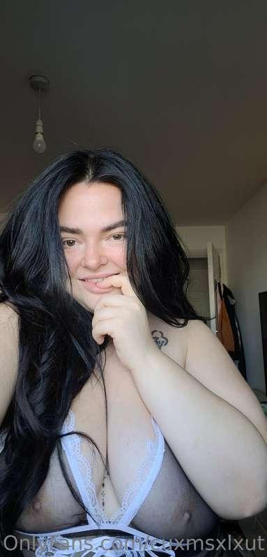 Who can tip me big for a free masterbation video moaning you..